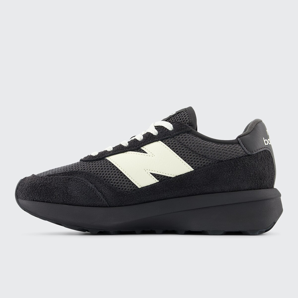 Sapatilhas Casual Unissexo U370PB Preto / Branco-4
