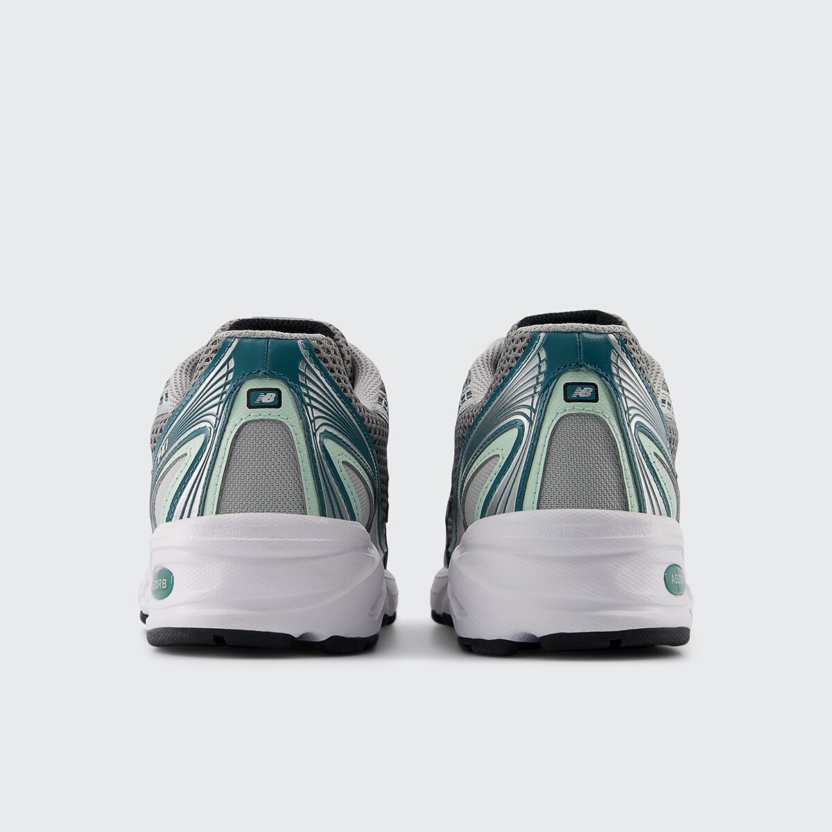 Sapatilhas Casual Unissexo U740NC2 Branco / Verde-5