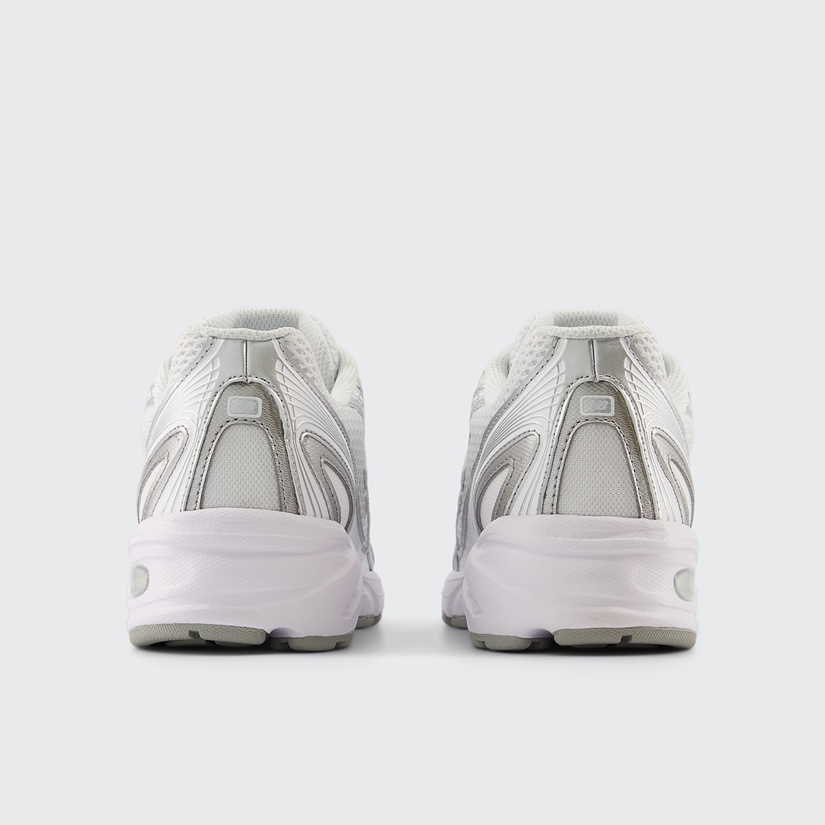 Sapatilhas Casual Unissexo U740WM2 Branco-5