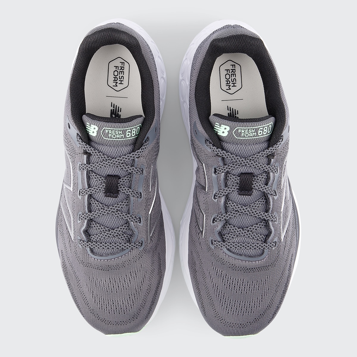 Sapatilhas de Running de Homem Fresh Foam 680 v8 Cinzento-3