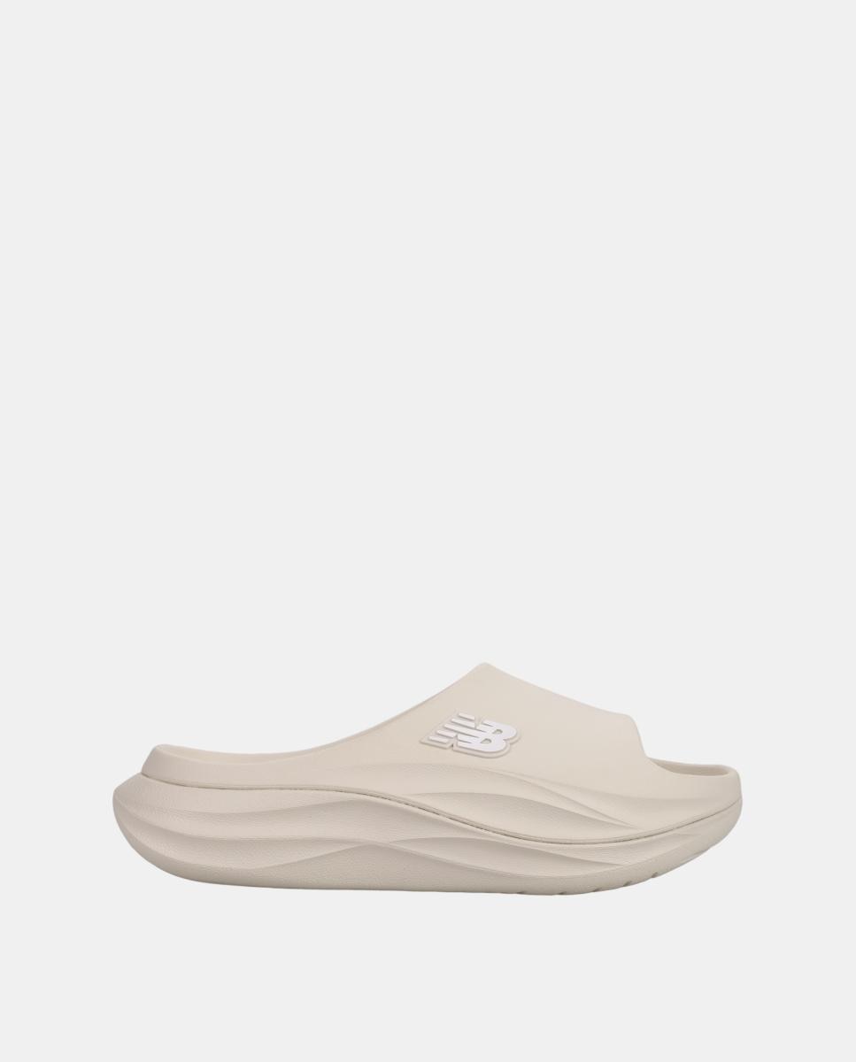 Imagem 0 de Sandálias de mulher 6650 New Balance
