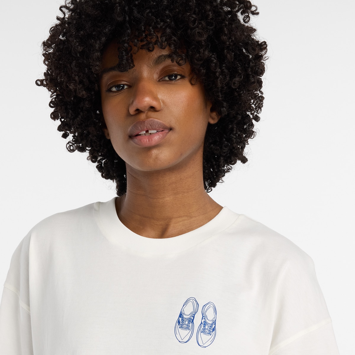 T-shirt Outfit Layout de Mulher Bege-4