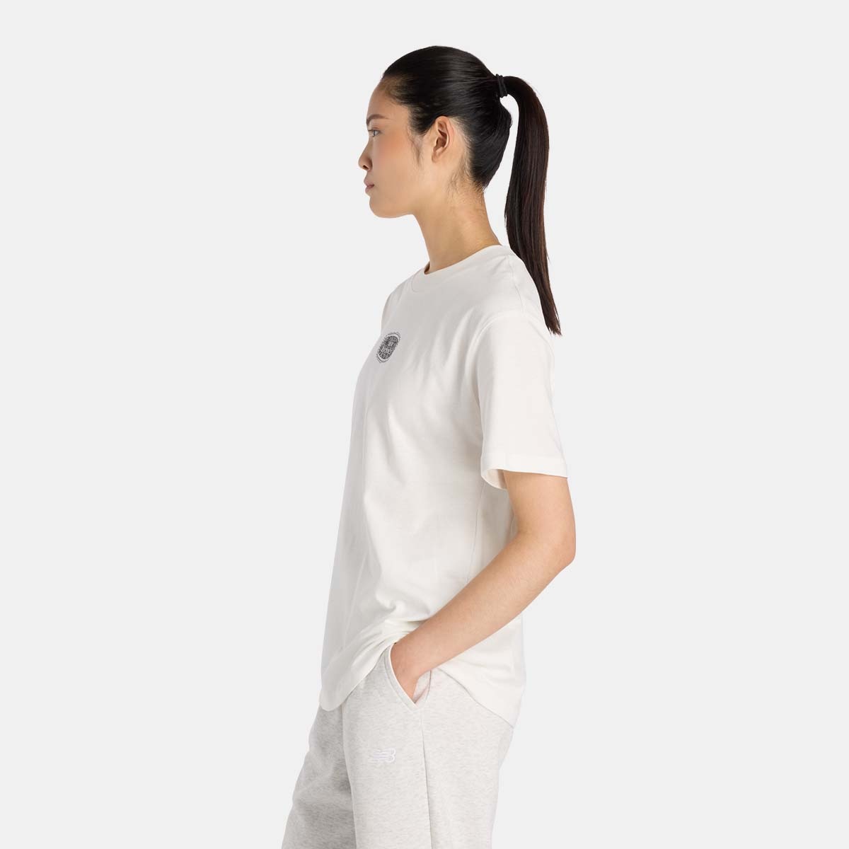 T-shirt Casual de Mulher Lace Icon Branco-marfim-2