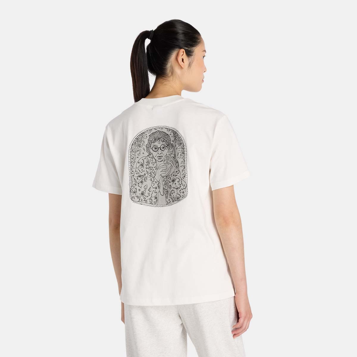 T-shirt Casual de Mulher Lace Icon Branco-marfim-3