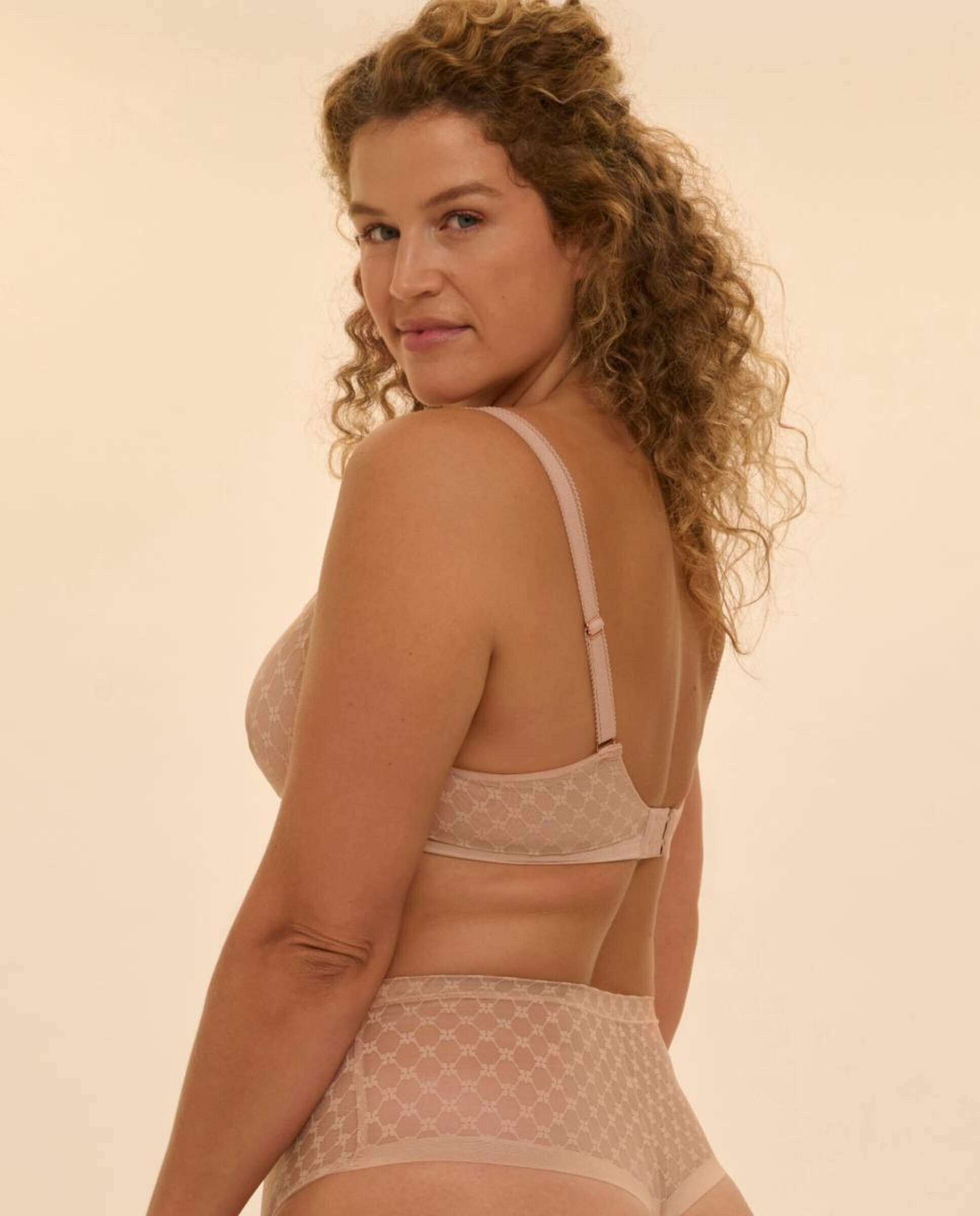 Sujetador moldeador con aro de escote profundo - Simone Pérèle - Beige Beige-6