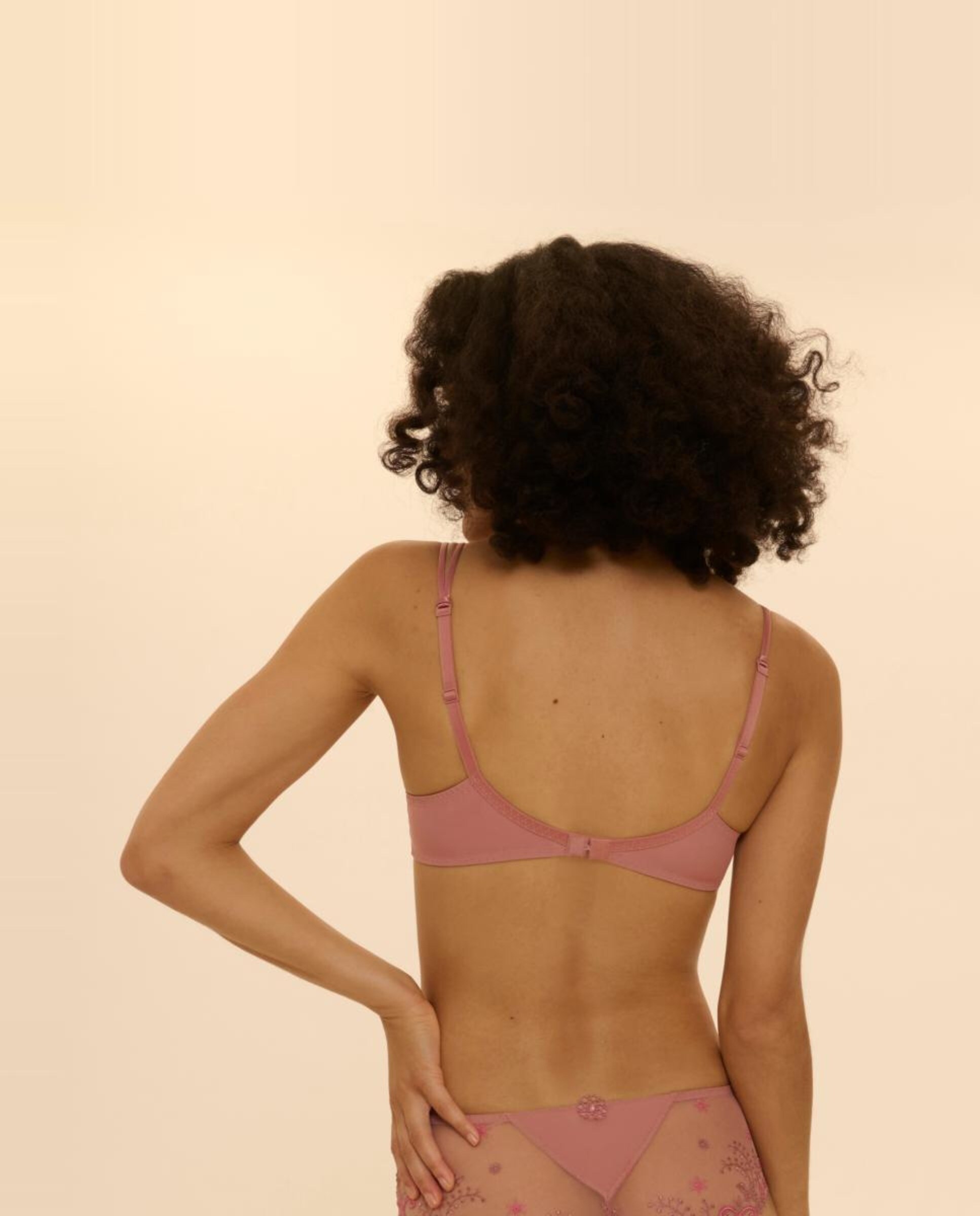 Soutien pré-formado com enchimento Rosa-10