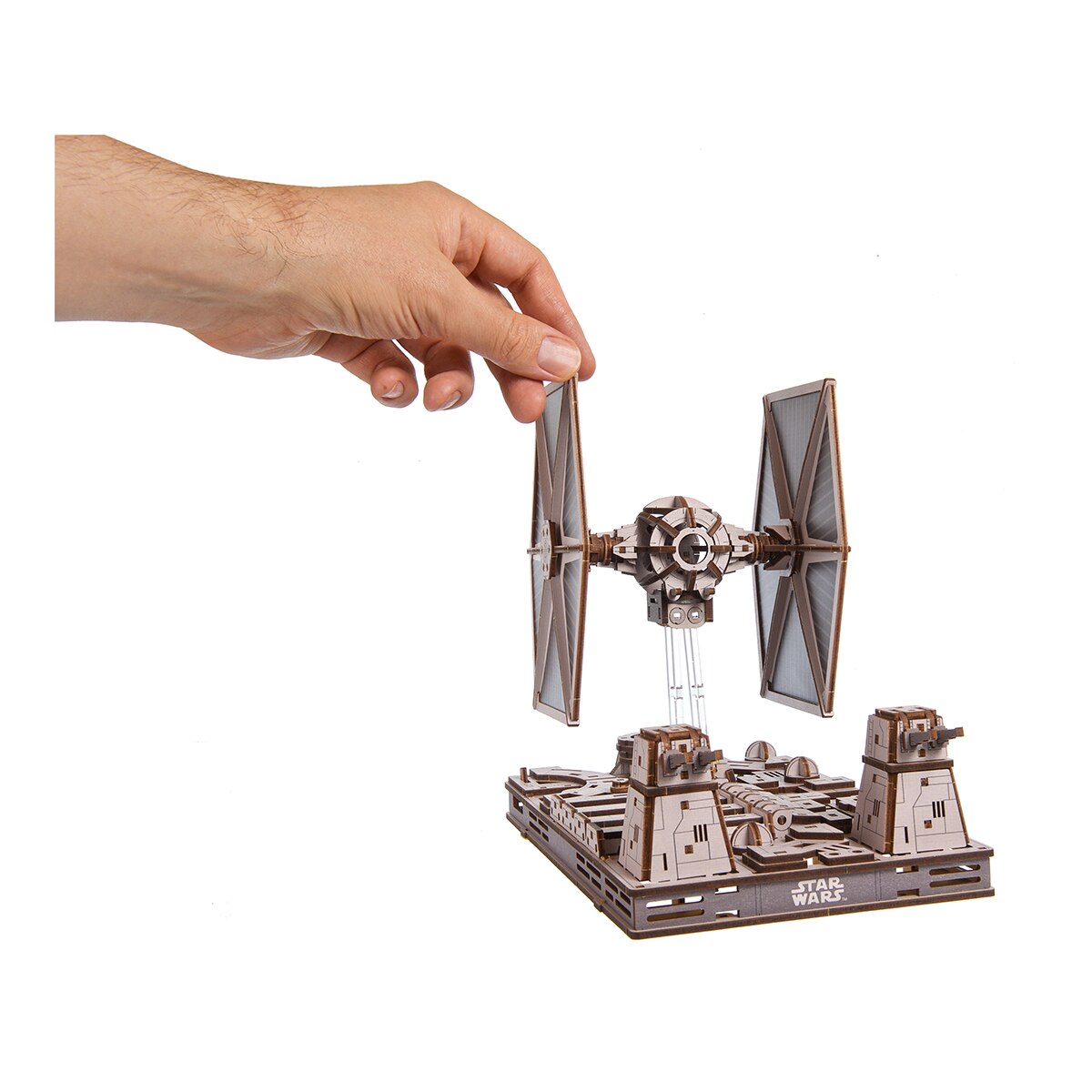 Maquete Tie Fighter™ Star Wars Ugears Madeira-5
