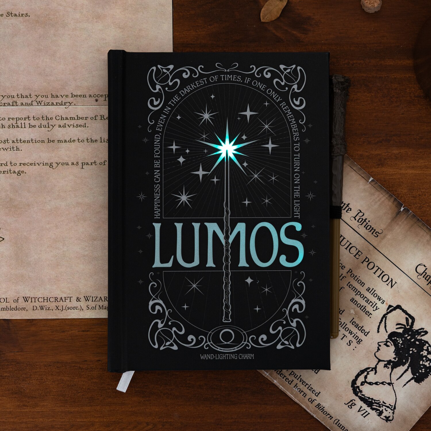Caderno A5 com luz Lumos maxima Harry Potter 2