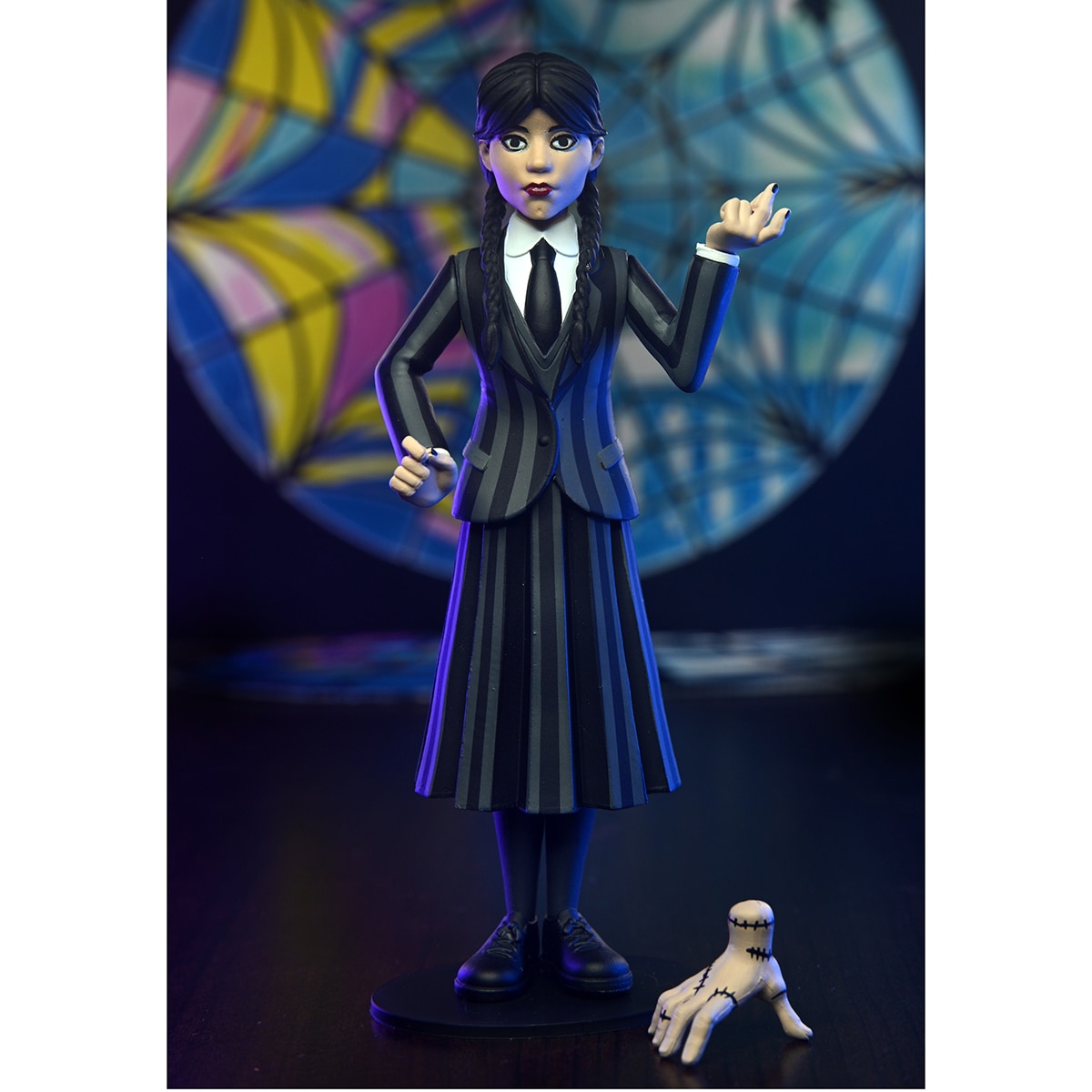 Figura 15 cm Quarta-feira Uniforme Neca 2