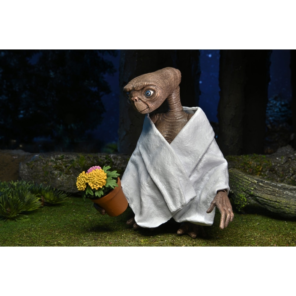 Figura 12 cm E.T. 40 aniversario Neca 6