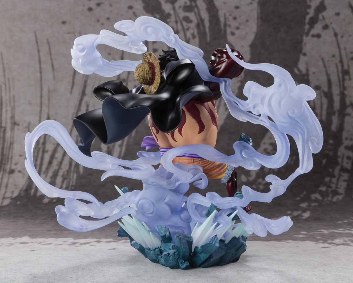 Figura 21 cm Luffy Battle gear BMO One Piece Tamashi 4