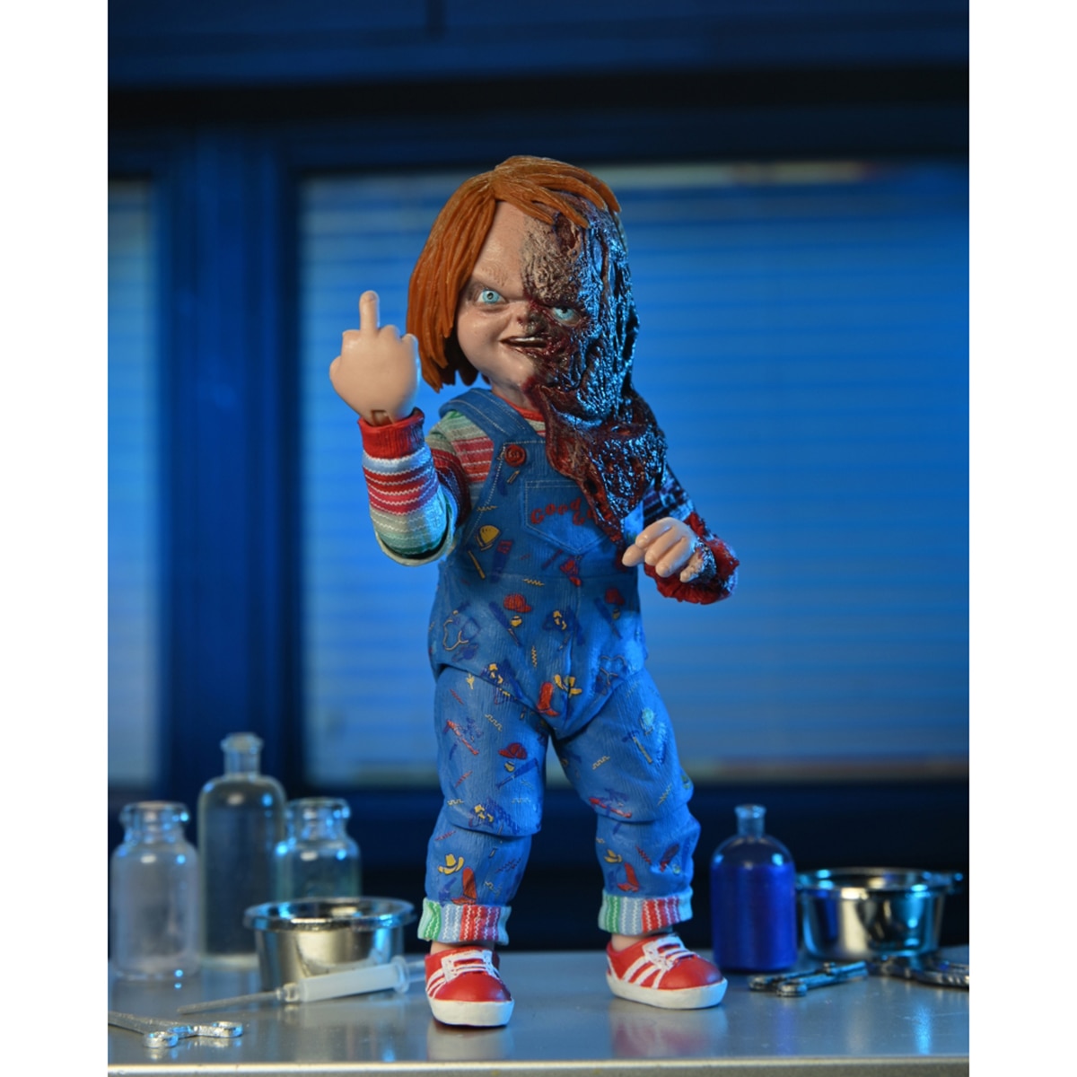 Figura 10 cm Chucke Serie TV Neca 4