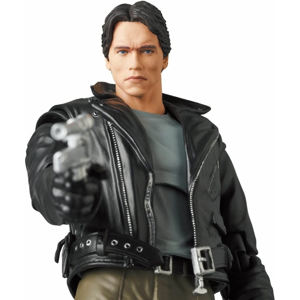 Figura Terminator T-800 16cm Medicom Toys 6