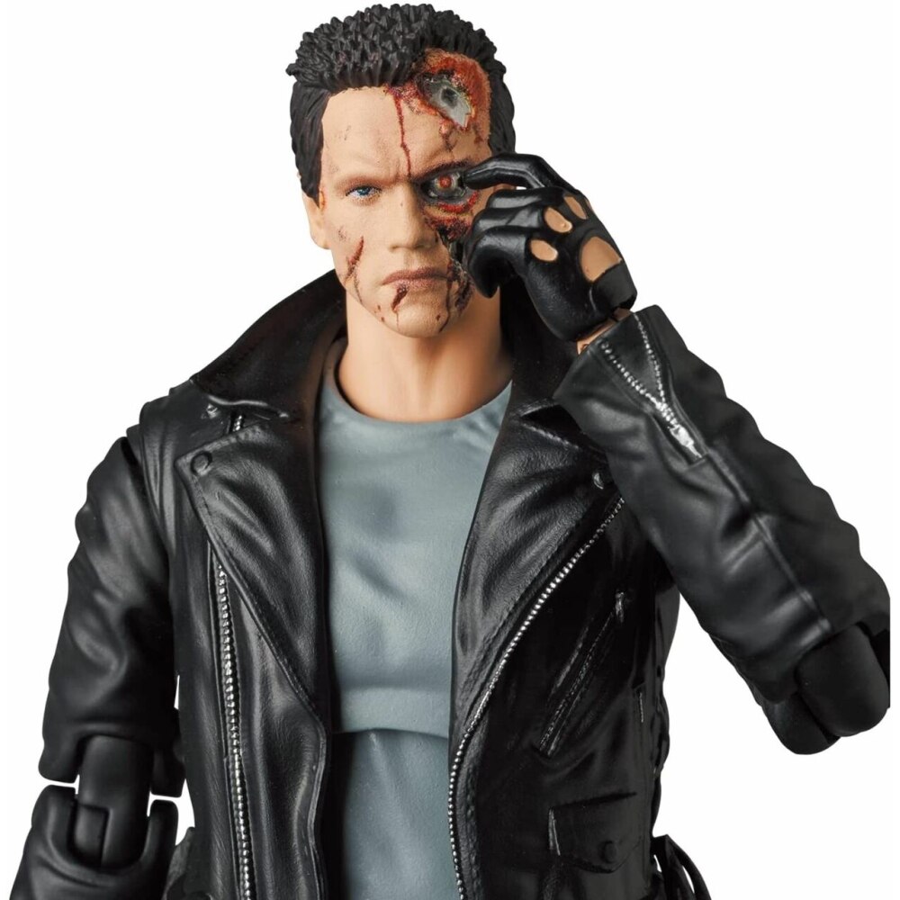 Figura Terminator T-800 16cm Medicom Toys 7