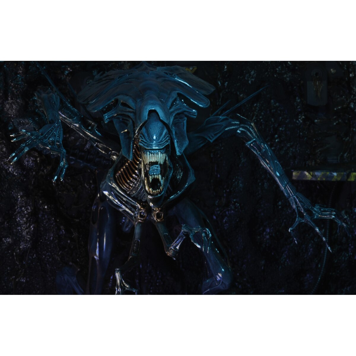 Figura 38 cm Reina Alien Neca 6