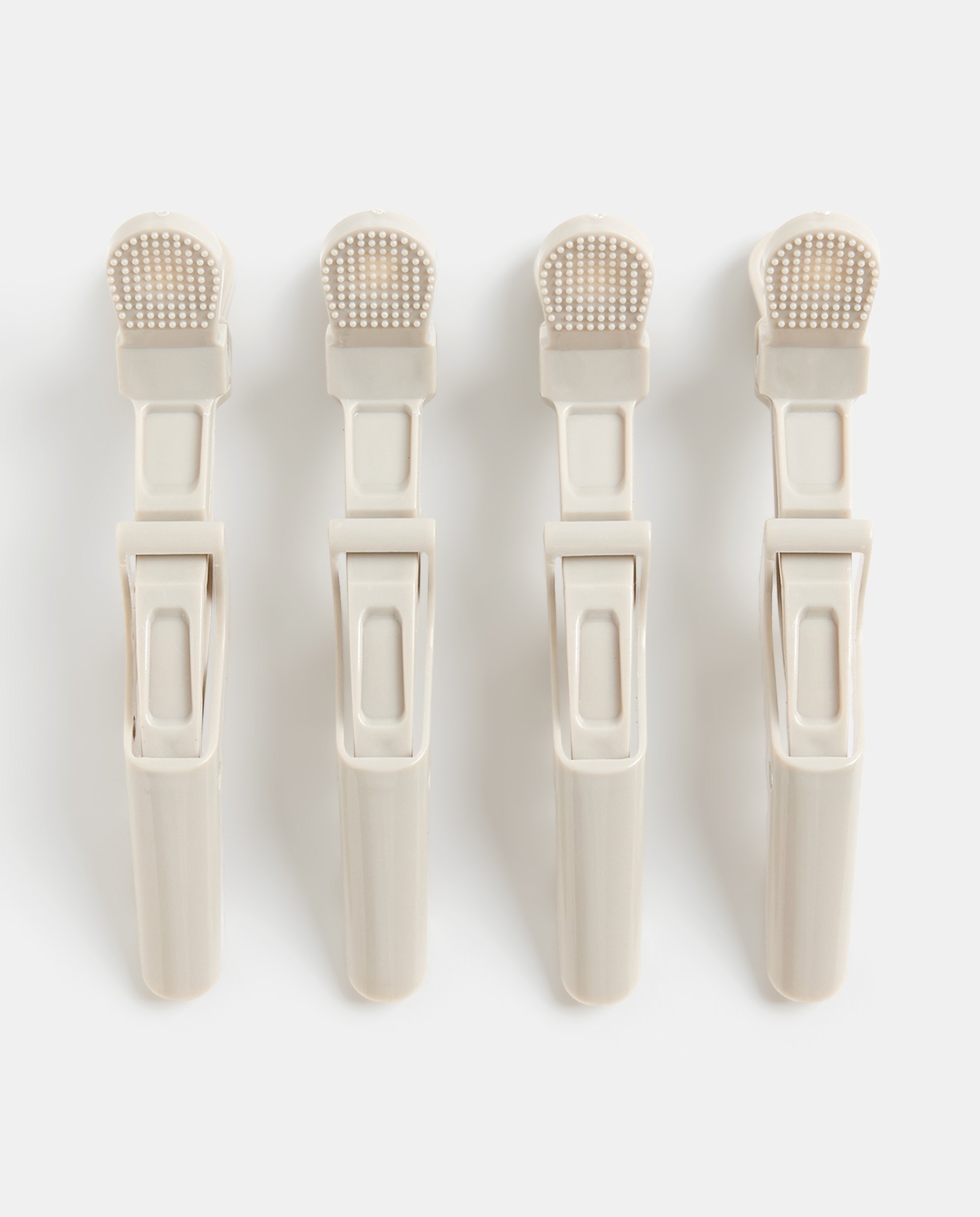 Imagen 0 de Set 4 Pinzas Grandes Beige Another Love