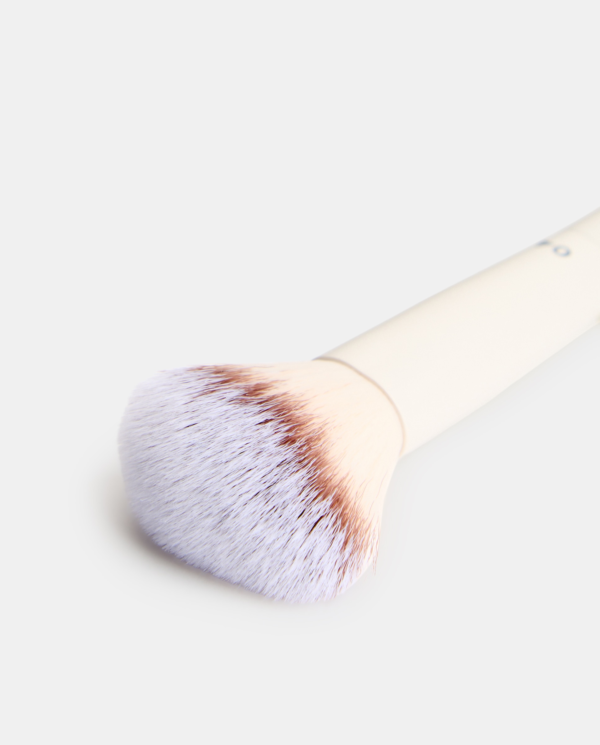Brocha para Colorete y Contouring nº 04 Another Love 2