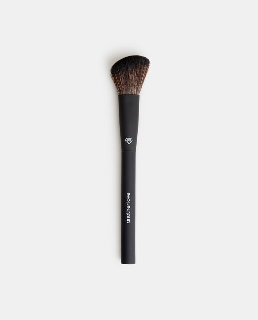 Brocha Profesional para Colorete y Contouring nº 04 Another Love