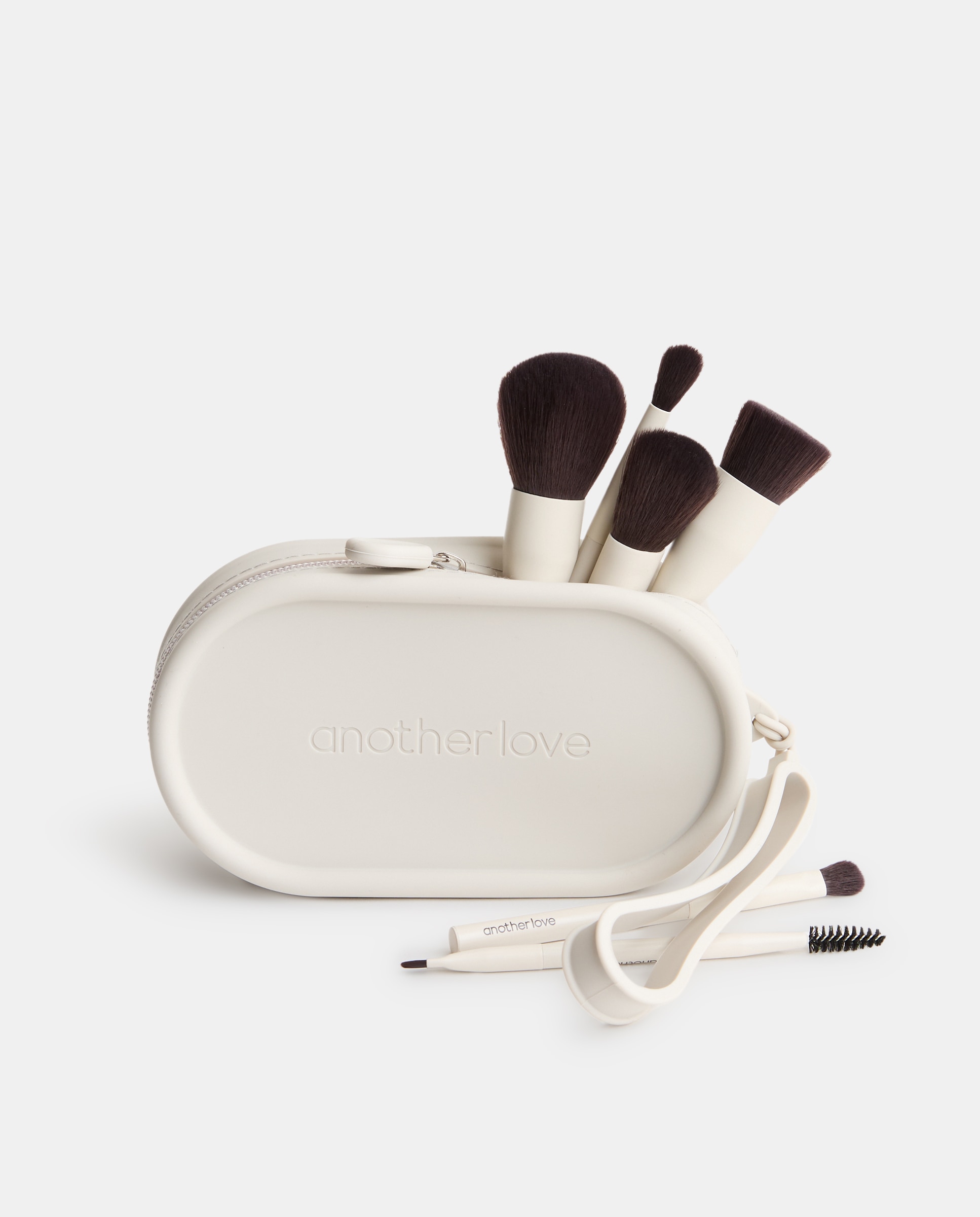 Set 6 Brochas y Pinceles de Viaje Beige Another Love 2