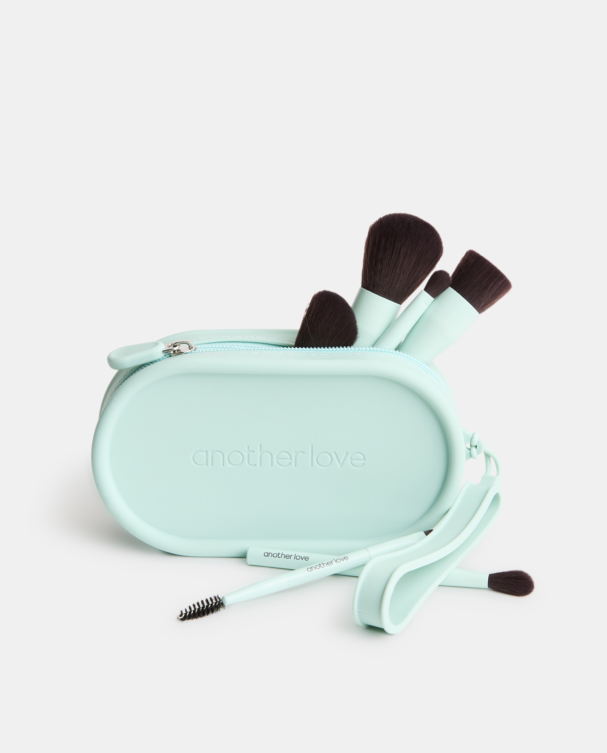 Set 6 Brochas y Pinceles de Viaje Menta Another Love 2