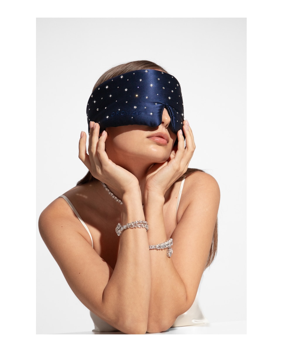 Imagen 2 de Antifaz de Seda Swarovski Crystals Drowsy