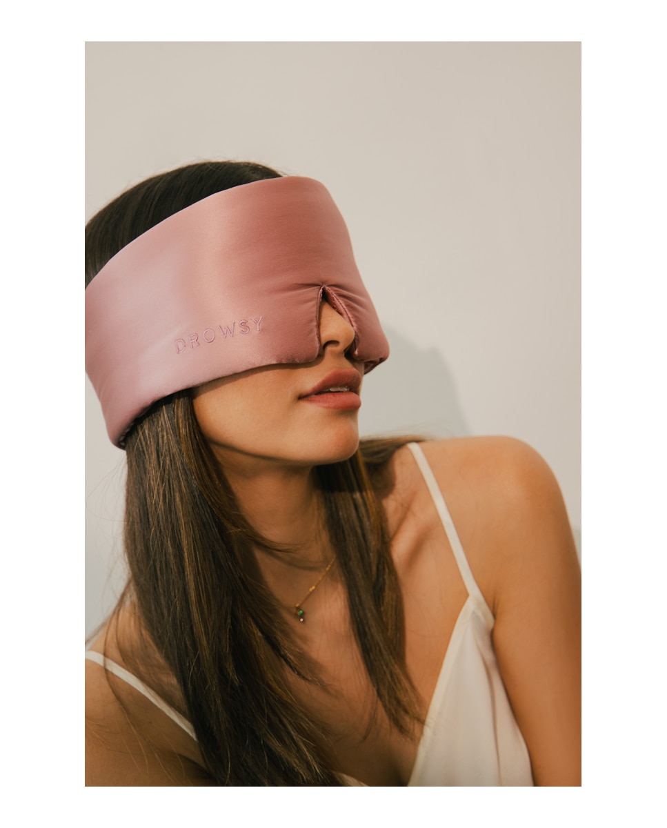 Imagen 6 de Antifaz de Seda Protección de Pestañas Damask Rose Drowsy