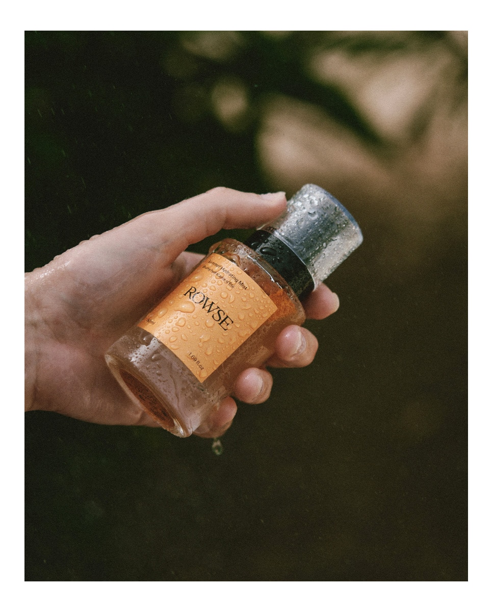 Imagen 2 de Bruma Hidratante y Refrescante para Rostro, Cuerpo y Cabello Summer Hydrating Mist  50 ml Rowse