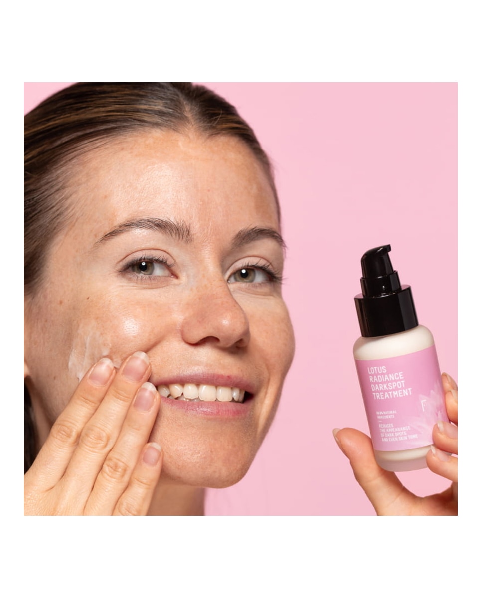 Imagen 6 de Tratamiento despigmentante Lotus Radiance Darkspot Treatment 50 ml Freshly Cosmetics - 50 ml
