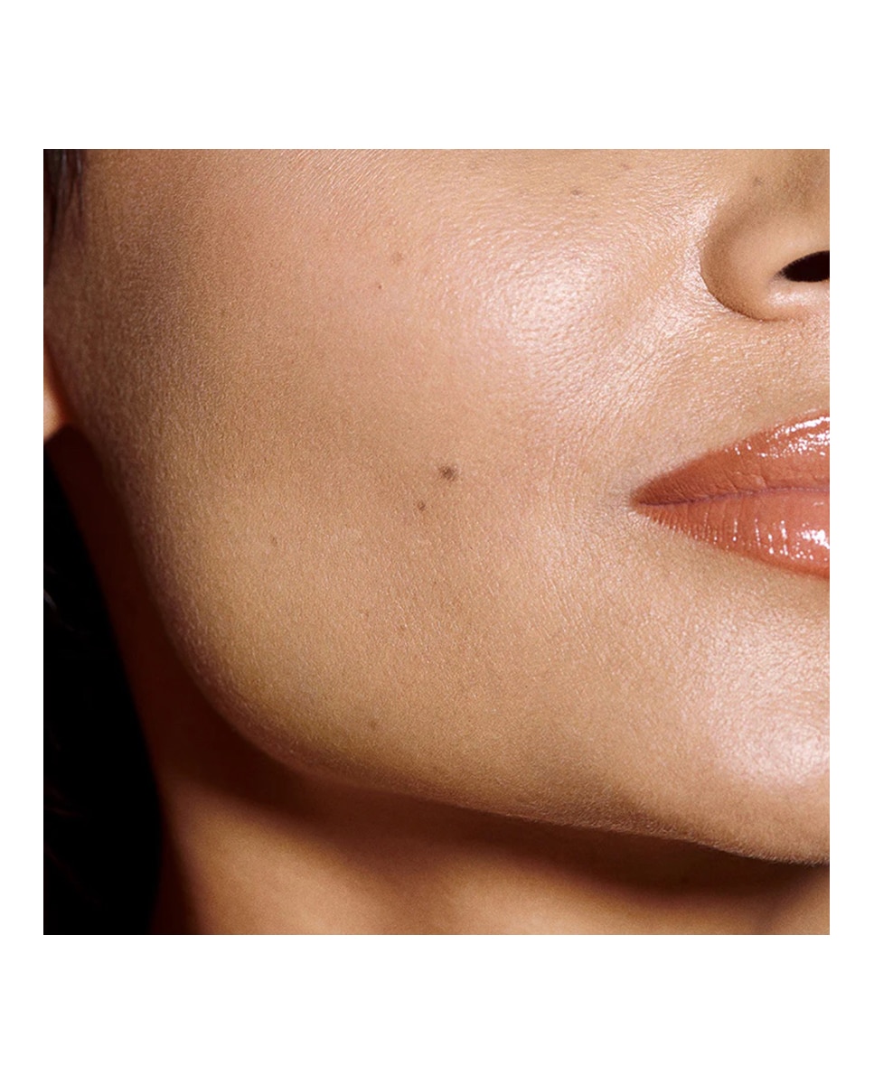 Imagen 3 de Base de Maquillaje Glow And Care 30 ml Overskin - 6.5 AMBER 6.5 AMBER 6.5 AMBER 6.5 AMBER