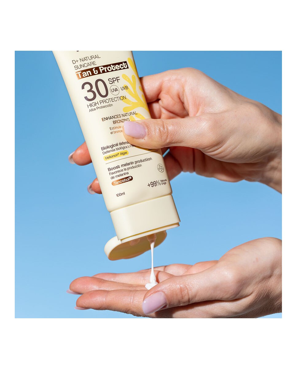Fotoprotector autobronceador natural SPF 30 D+ Natural Suncare Tan & Protect 100 ml Freshly Cosmetics - 100 ml 5