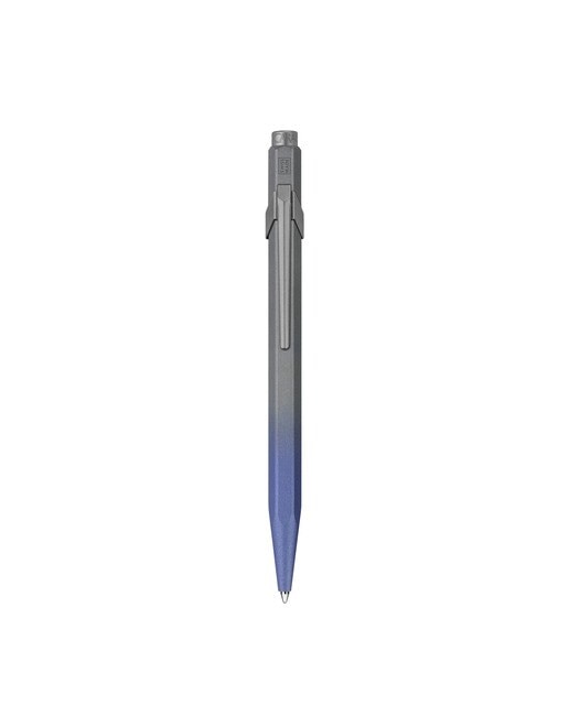 Esferográfica 849 Claim Your Style Caran d'Ache azul tormenta 1