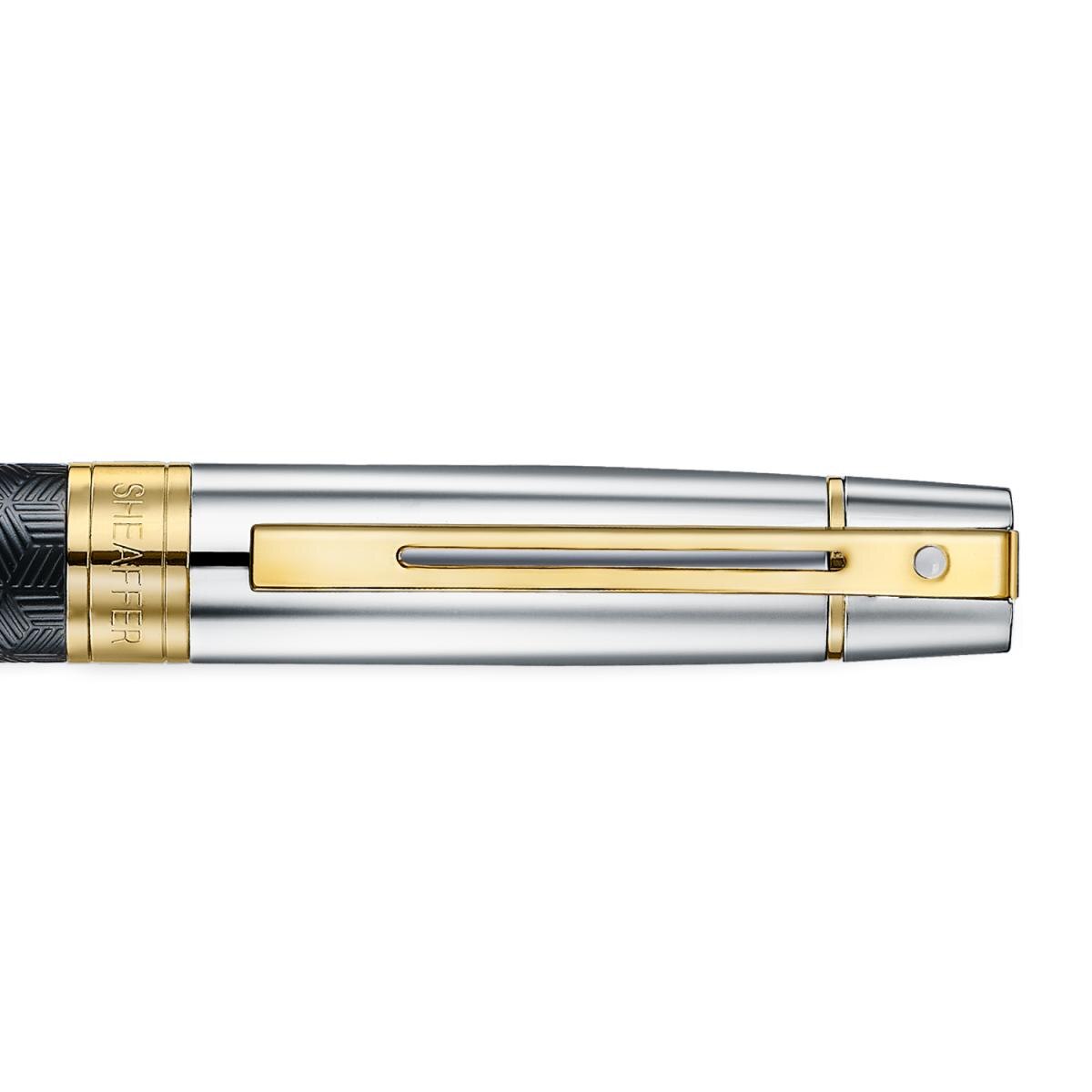 Caneta em Laca Preta Mate Grabava com Tampa Cromada em Ouro da Coleção 300 de Sheaffer 4