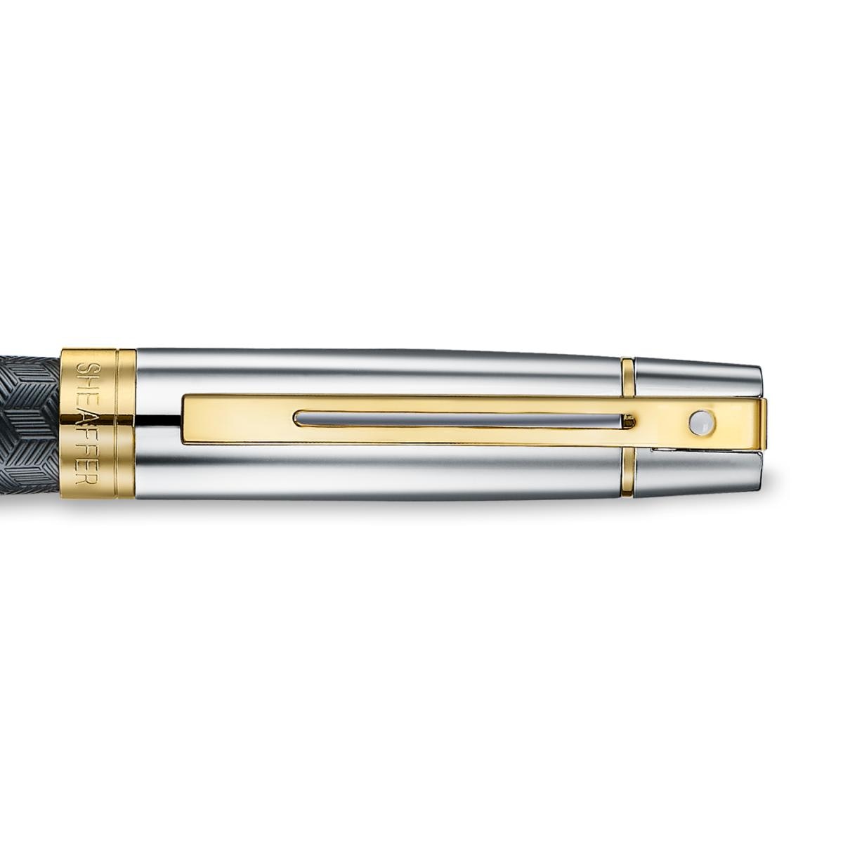 Caneta Rollerball em Laca Preta Fosco Gravada e com Tampa Cromada em Ouro da Coleção 300 de Sheaffer 4