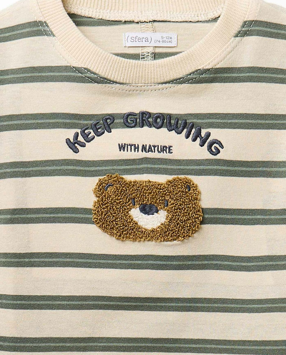 T-shirt às Riscas com Urso Verde-2