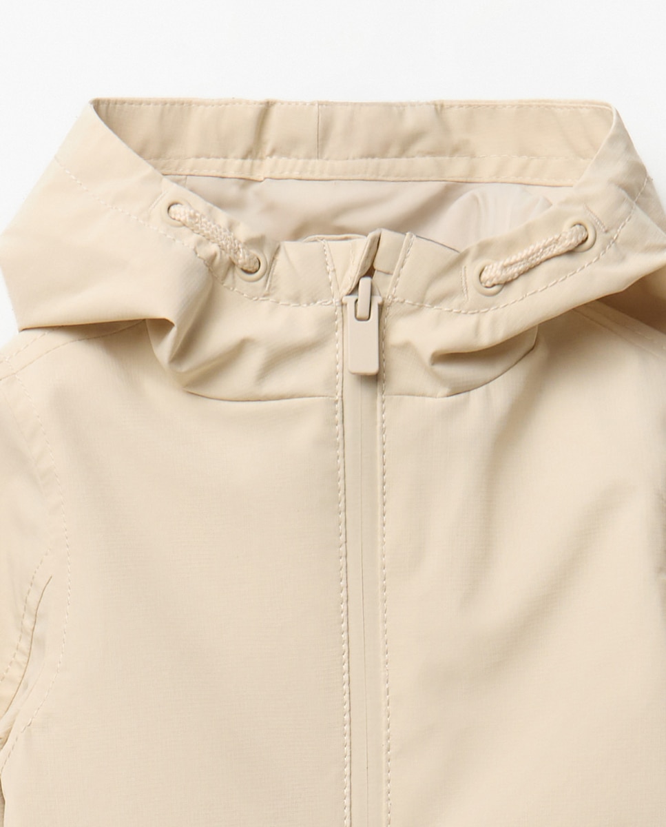 Corta-Vento Liso com Bolso Cru-2