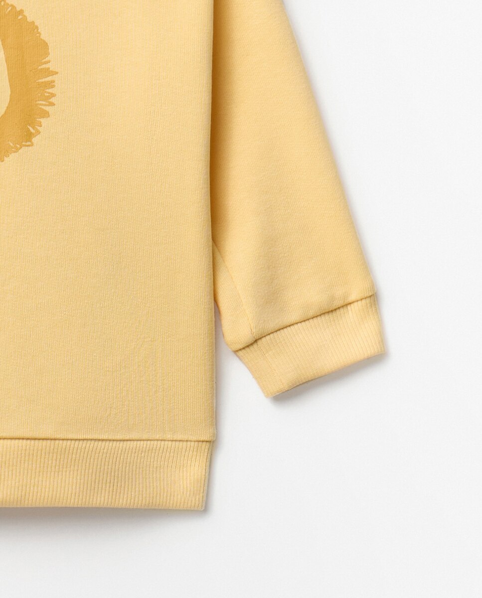 Sweatshirt com Estampado de Leão Amarelo-6