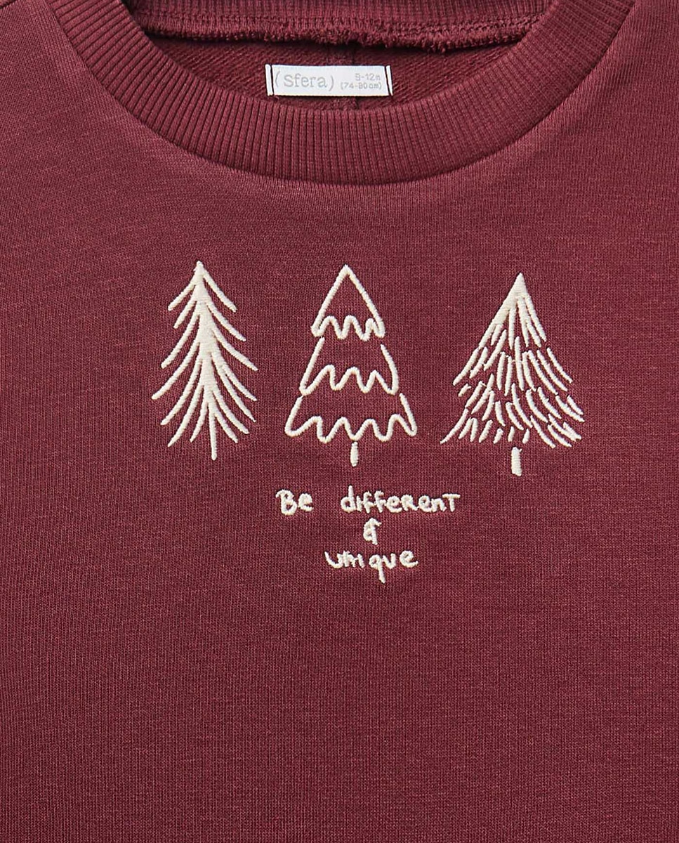 Sweatshirt com Pinheiros Bordados Bordeaux-2
