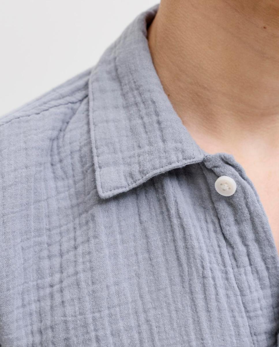 Camisa com Gola Resort e Manga Curta Azul-3
