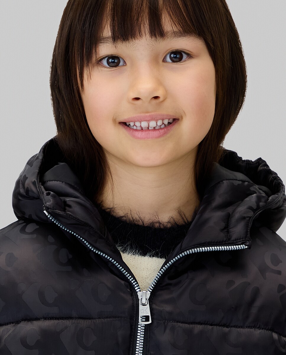 Casaco Acolchoado com Capuz Preto-4