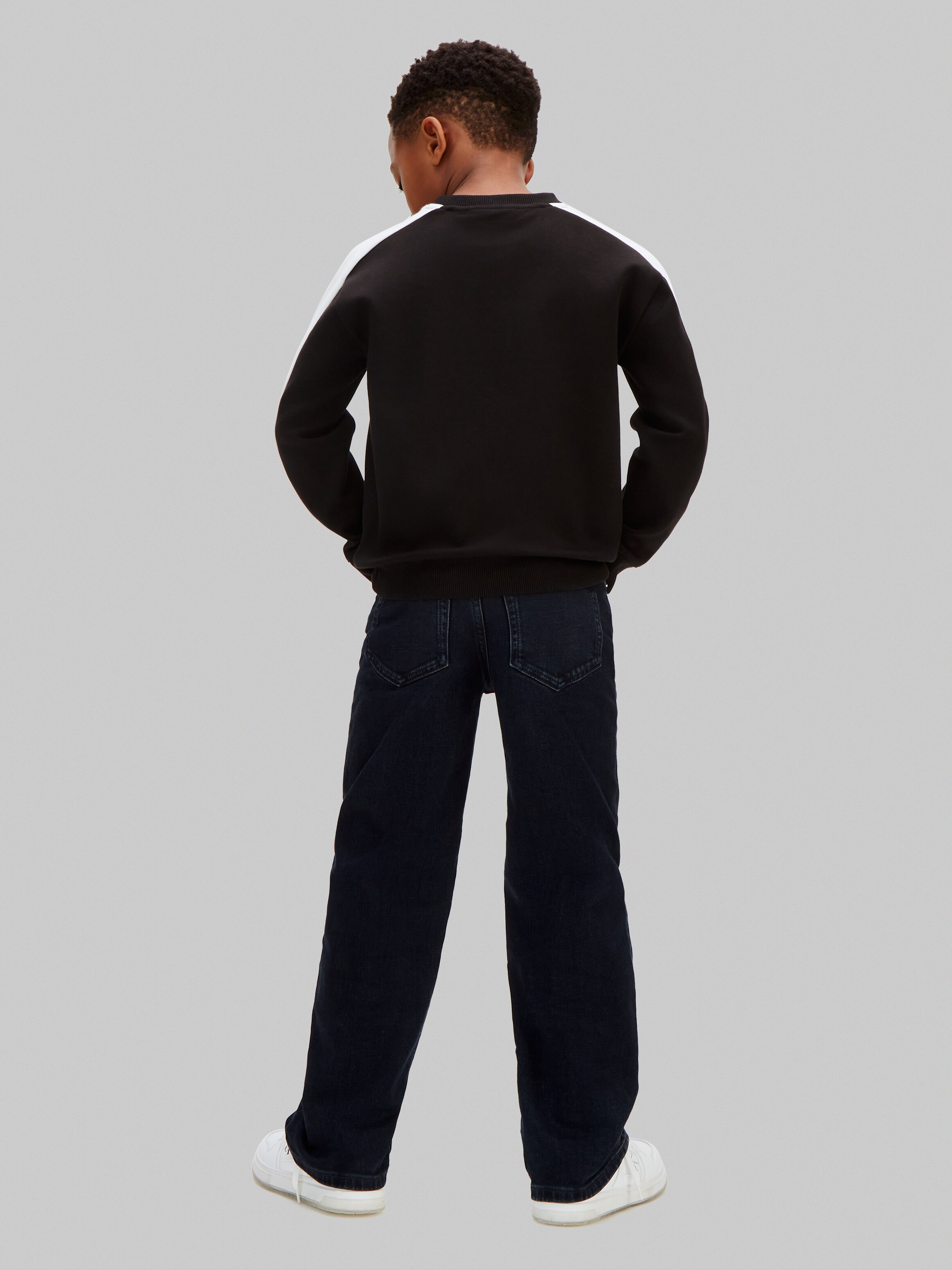 Sweatshirt com decote redondo Preto-2