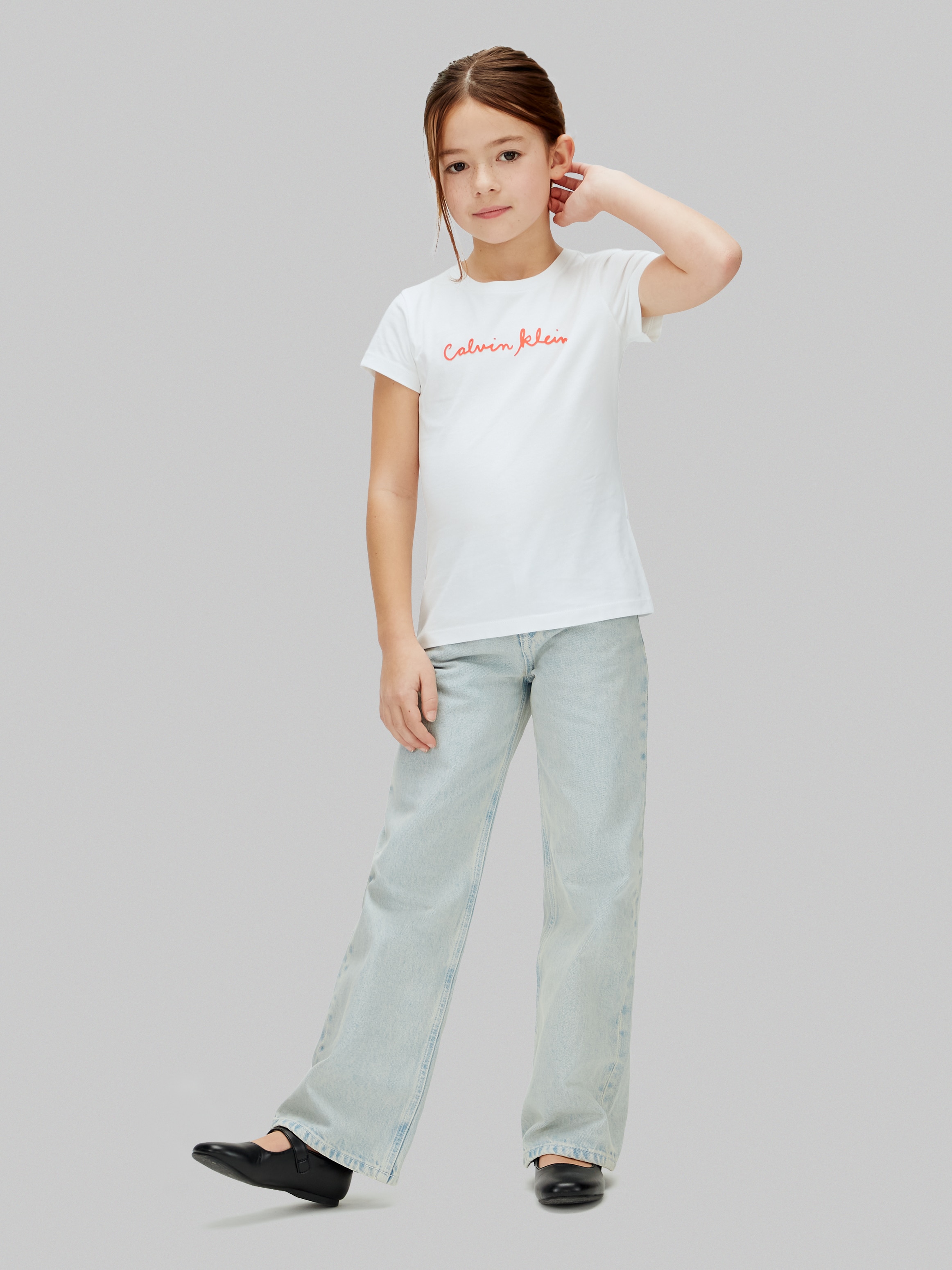 T-shirt Slim Fit com Logótipo Script Calvin Klein Branco-4