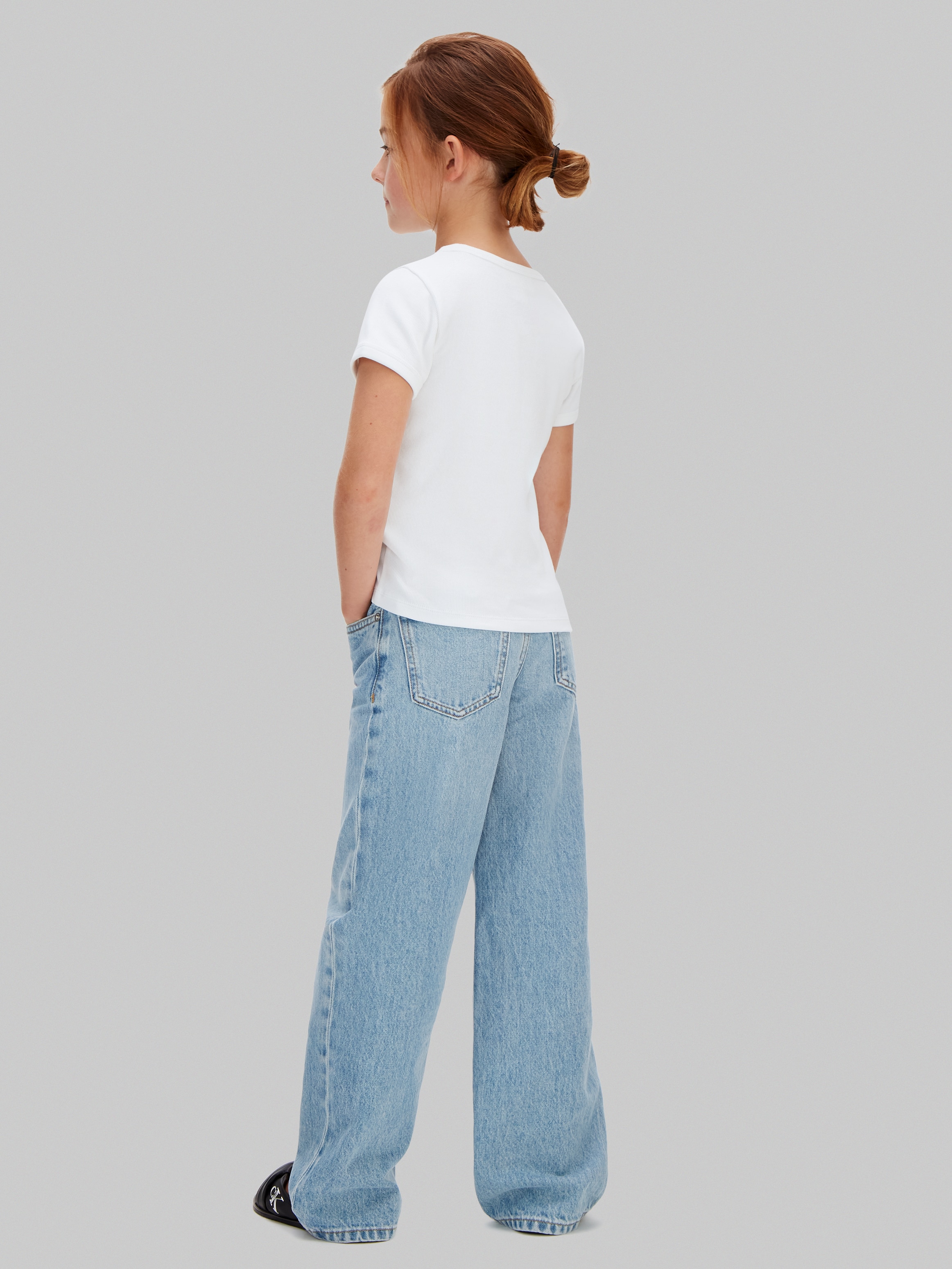T-shirt Canelada com Monograma Calvin Klein Branco-3