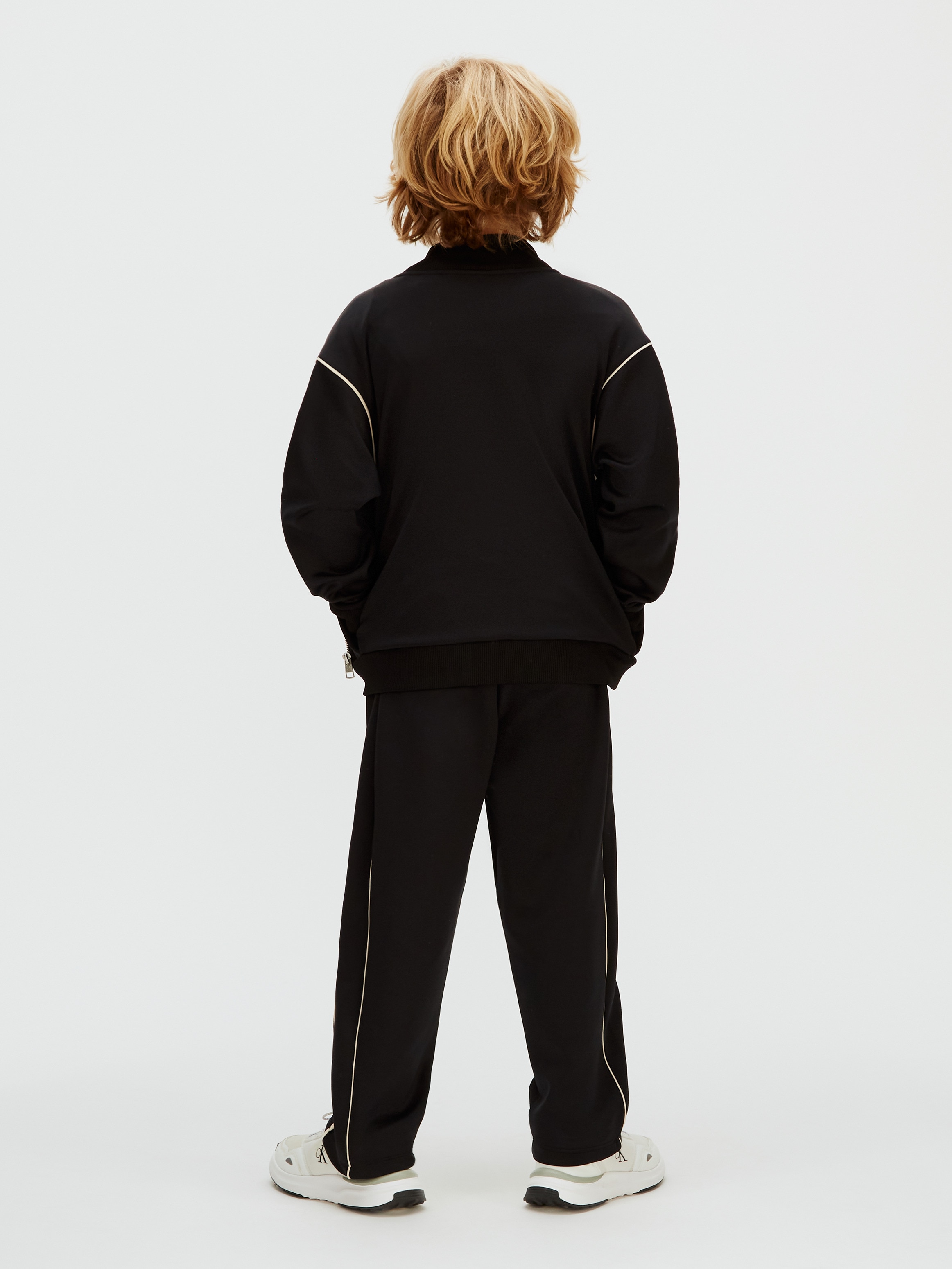 Joggers com Fitas Laterais Calvin Klein Preto-4