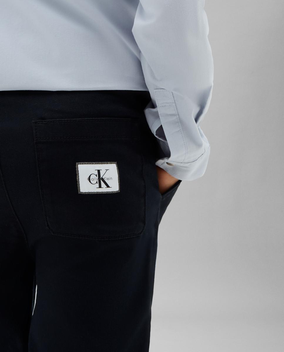 Calças Texturizadas Straight Fit Calvin Klein Preto-4