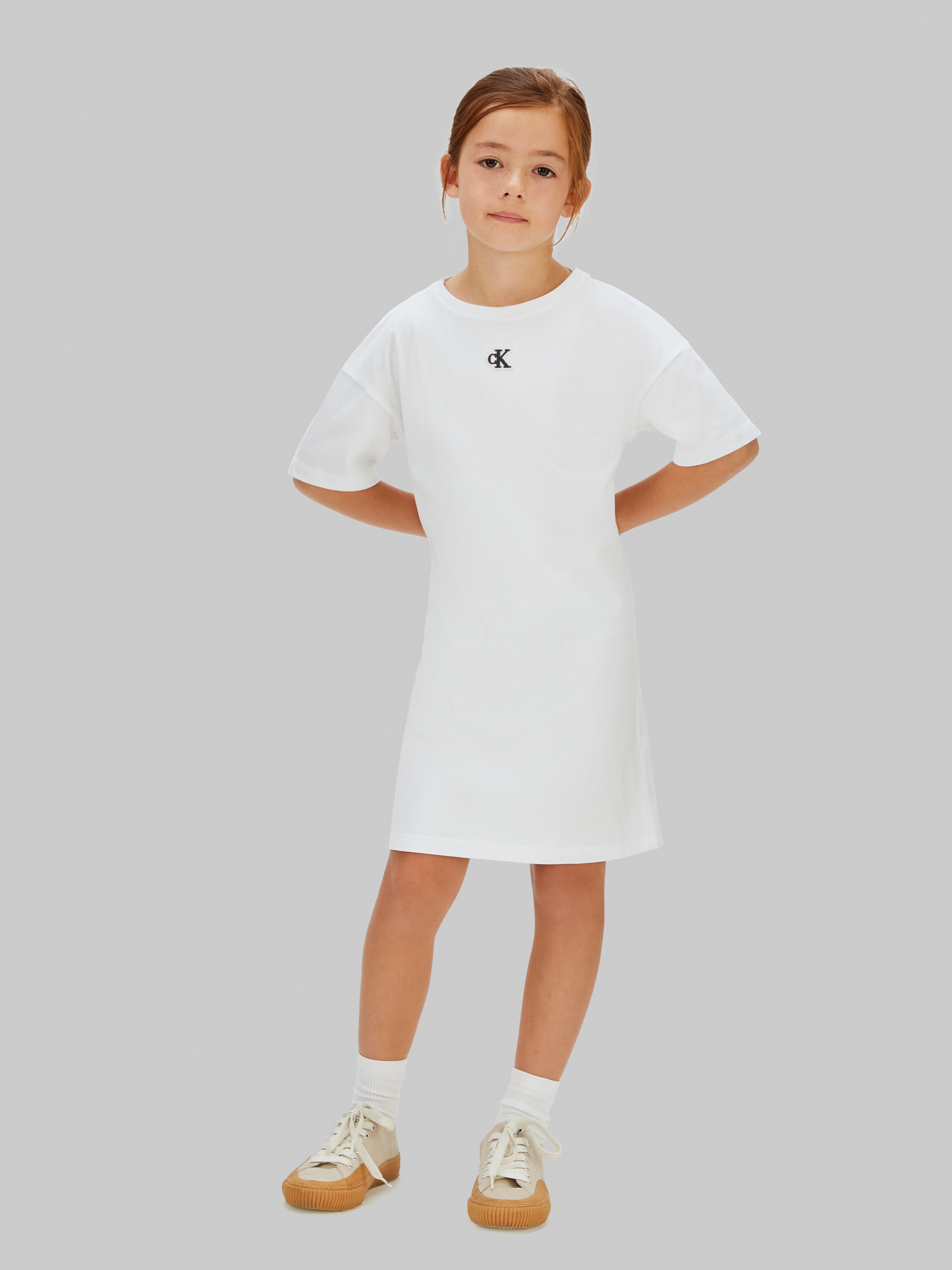 Imagem 0 de Vestido Tipo T-shirt com Monograma