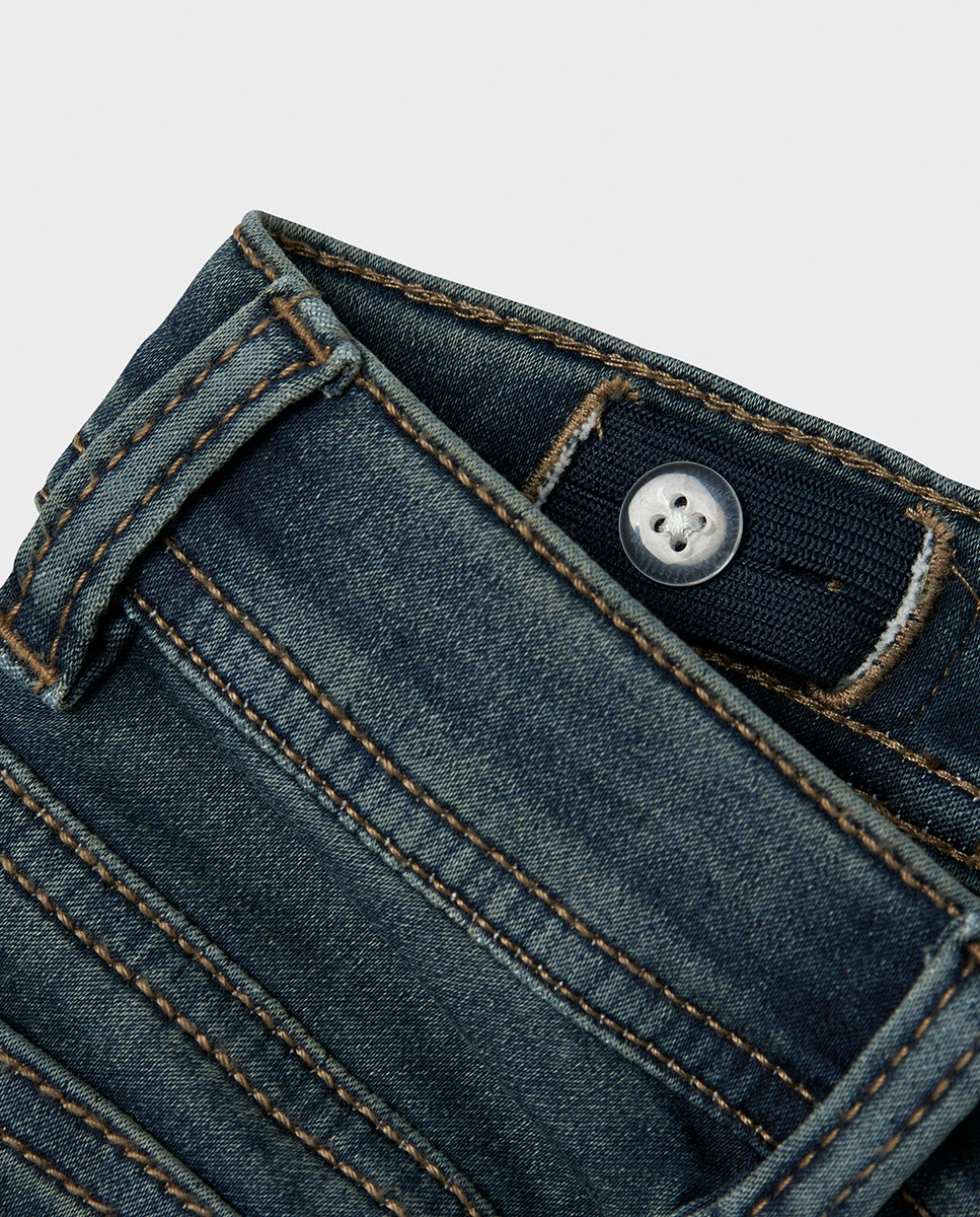 Jeans com Detalhe Azul-marinho-4