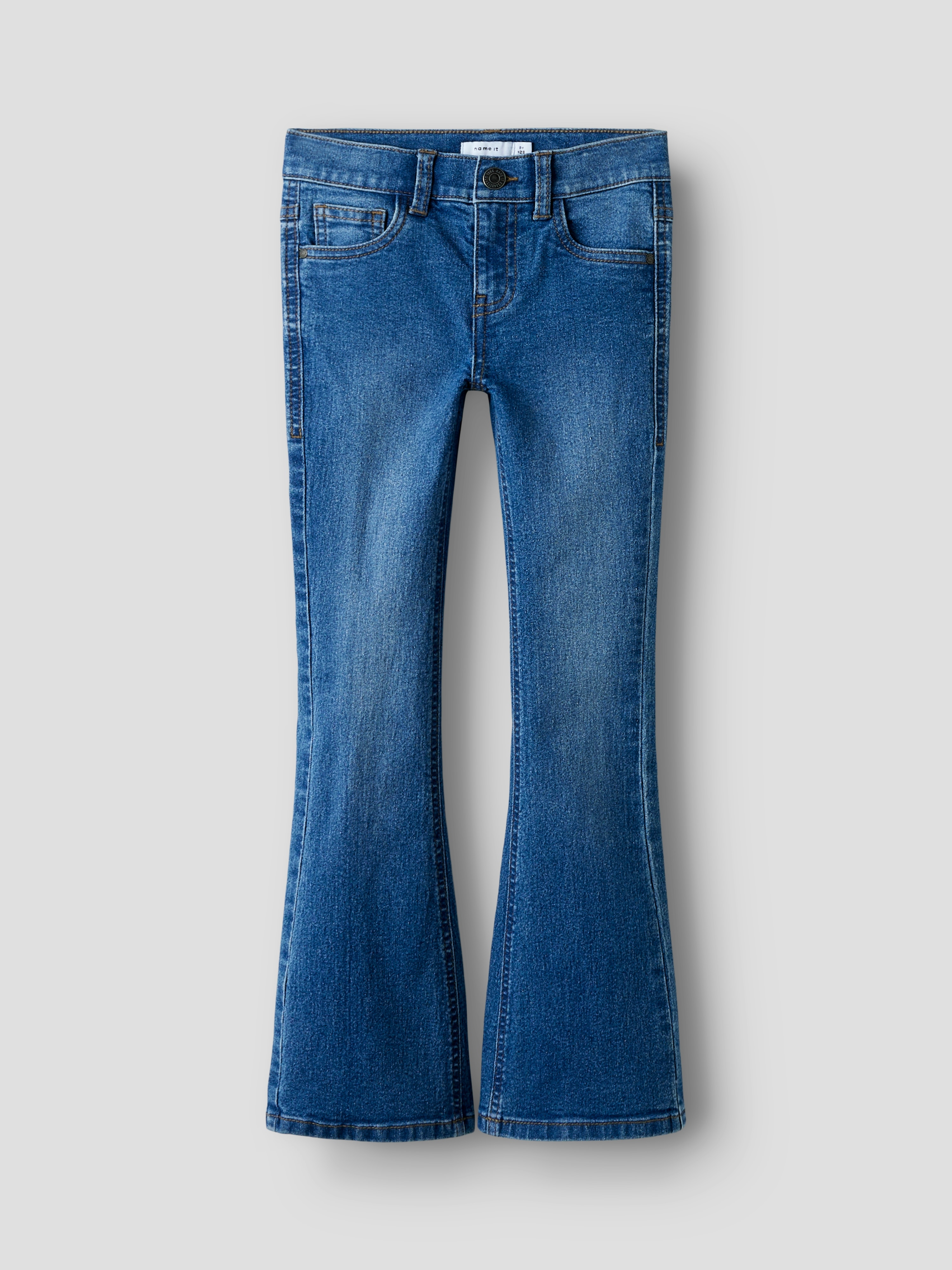 Imagem 0 de Jeans à Boca de Sino