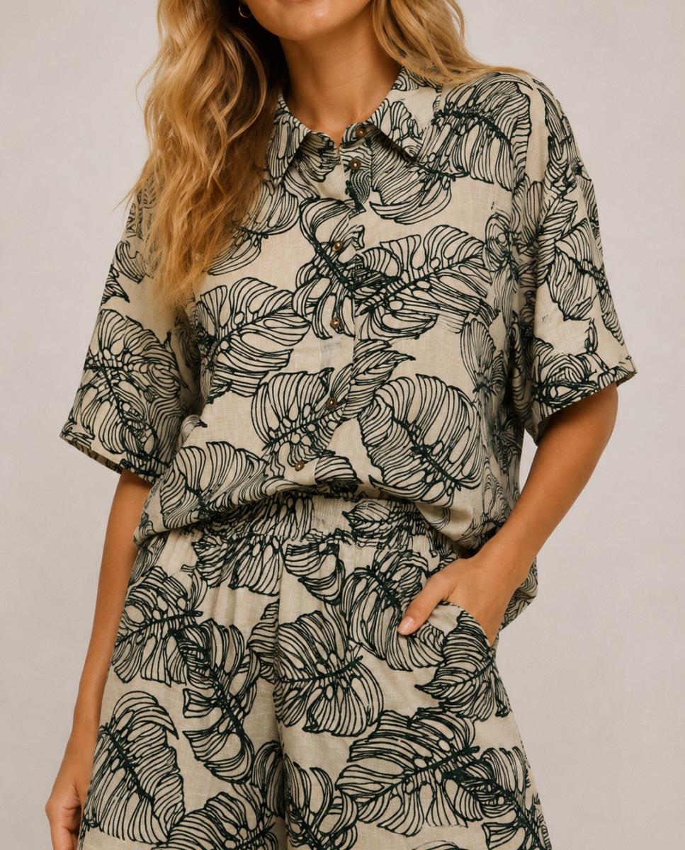 Imagem 0 de Camisa de mulher com manga curta