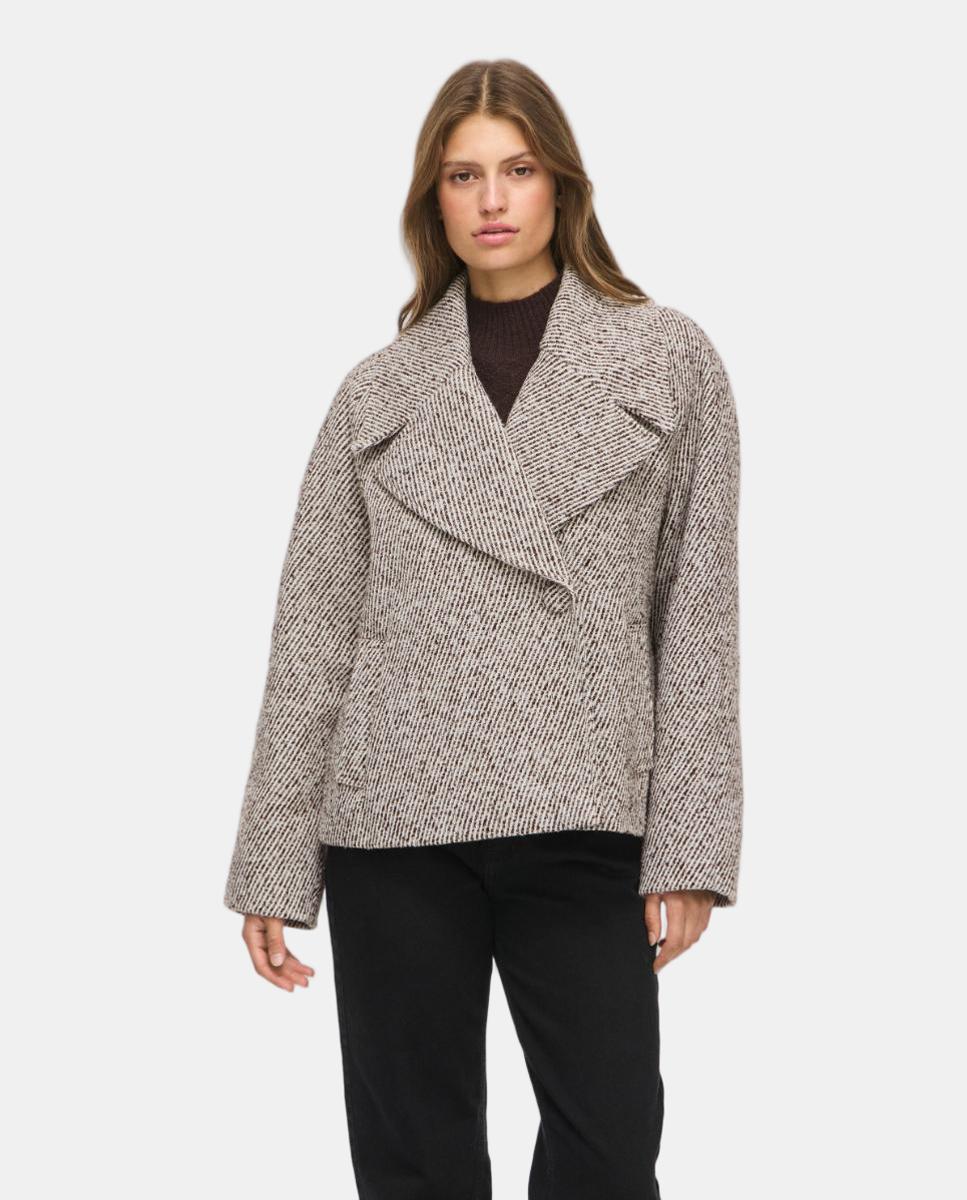 Chaqueta de mujer con cuello alto y cierre mediante botones - Vila - Beige Beige-1