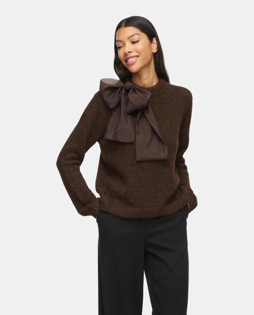 Imagen 1 de Jersey de mujer con cuello alto y manga larga Marrón